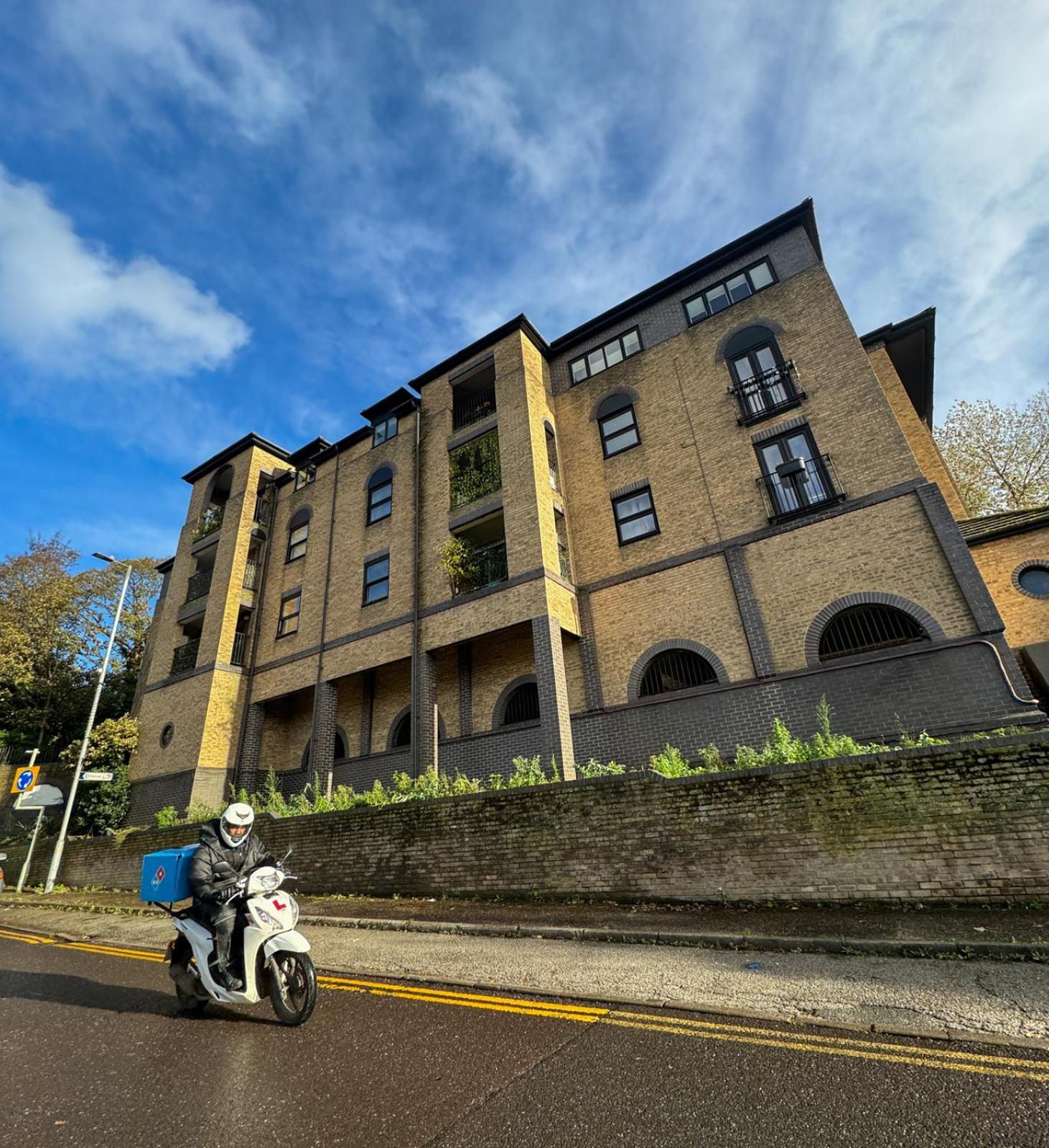 Urban Oasis Apartment Billericay Exterior photo